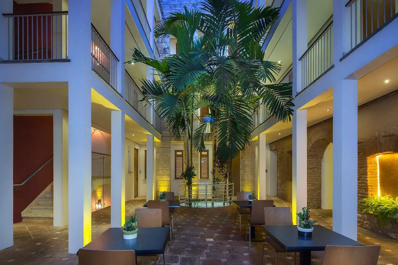 מלון סנטו דומינגו Billini Hotel, Historic Luxury